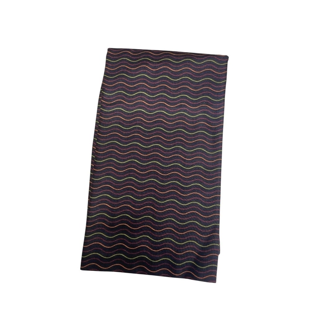 Anneman of Need'L Love Andover Fabrics Wavy Lines Quilting Cotton 1‎ Yard